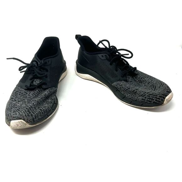 Reebok Size 9.5 Sneakers Black Lightweight Running Lace Up Outdoors Gym Sports - Picture 1 of 8